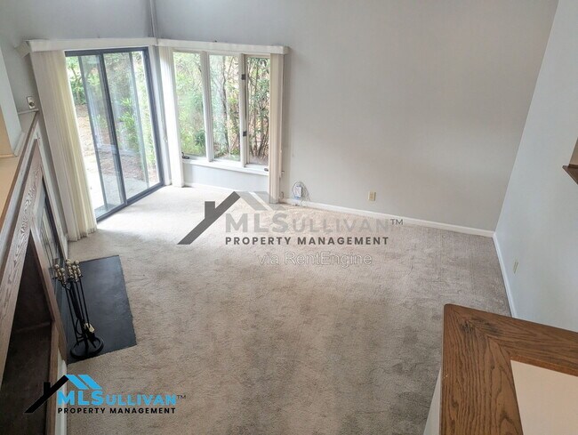 Building Photo - 4320 Beechnut Ln