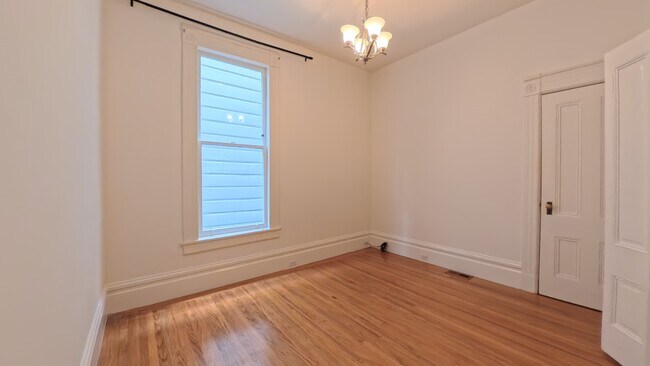 Building Photo - 1818 Webster-
