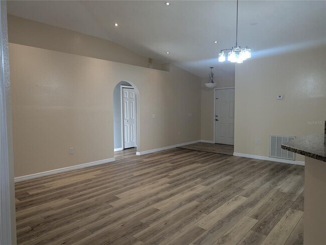 Building Photo - 10006 Dean Chase Blvd