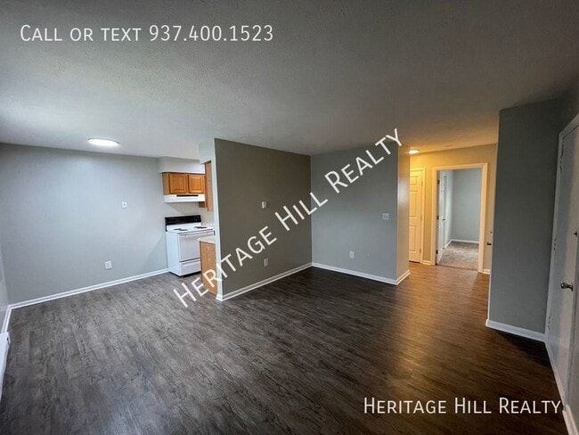 Building Photo - Updated 2 Bedroom, 1 Bath Unit in Xenia