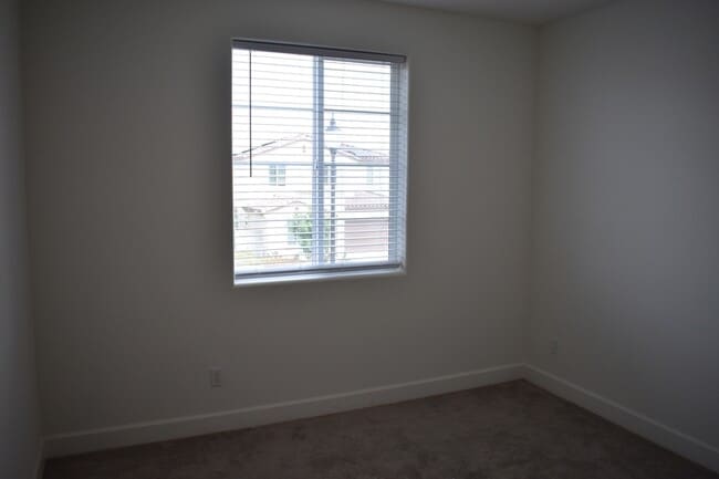 Building Photo - 8168 Oxbow Landing Loop