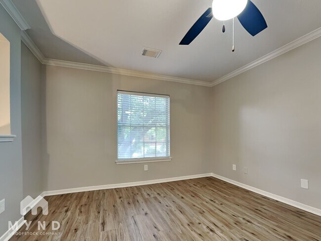 Building Photo - 3707 Lauderwood Ln