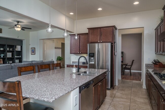 Building Photo - 14757 W Pasadena Ave