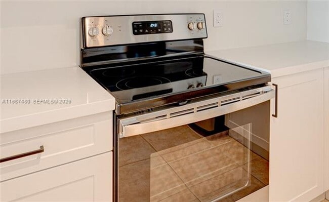 Building Photo - 7350 SW 89th St