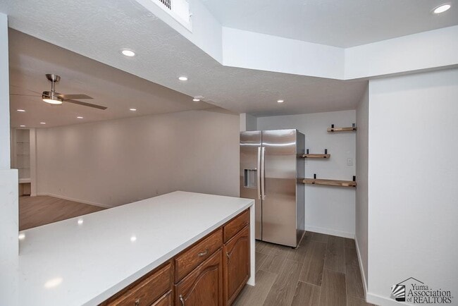 Building Photo - 2174 S Del Valle Way