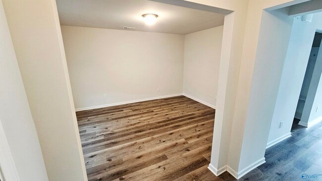 Building Photo - 276 Fenrose Dr