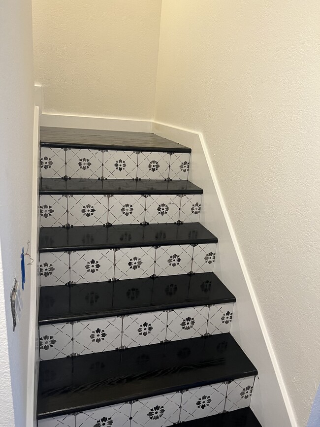 Building Photo - 22724 Figueroa St