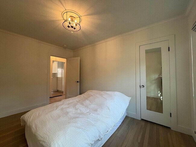 Building Photo - Mediterranean Bungalow in Community Center...