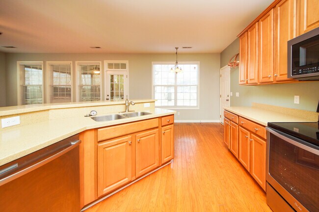 Building Photo - Beautiful Home in Wescott Plantation