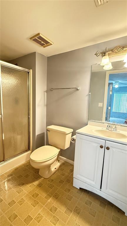 Building Photo - 5628 Blue Shadows Ct