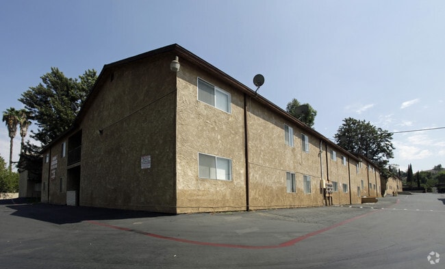 Building Photo - University Park Apartments