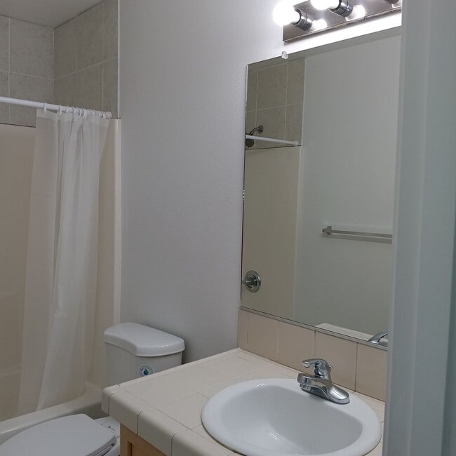 Building Photo - Beautiful Home Available In Bridal Springs Community!