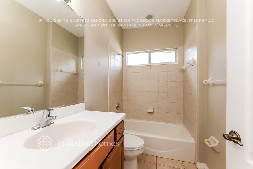Building Photo - 6418 Royal Tern Cir