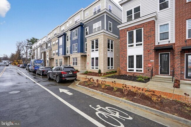 Primary Photo - 3612 Farr Ave