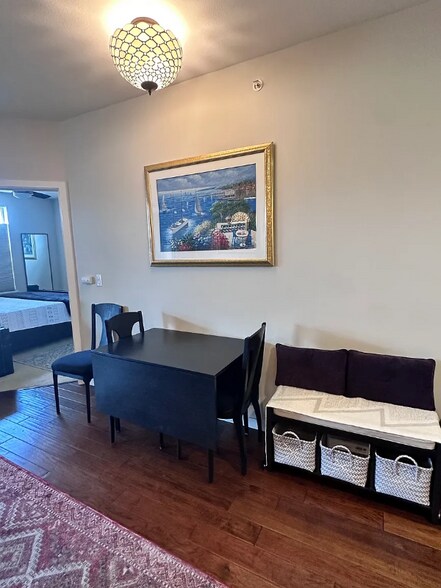 Building Photo - 13598 Via Varra