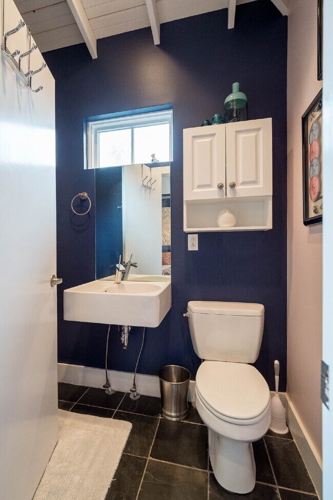 Building Photo - Luxury 12 South Brownstone with Courtyard | Rooftop Deck with Fireplace & Scenic Views | 2-Car Ga...