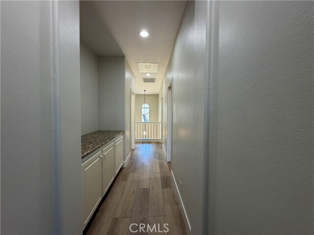 Building Photo - 18 Mineral King