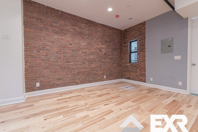 Building Photo - 1409 Jefferson Ave