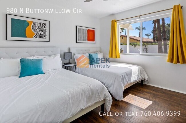 Building Photo - 980 N Buttonwillow Cir