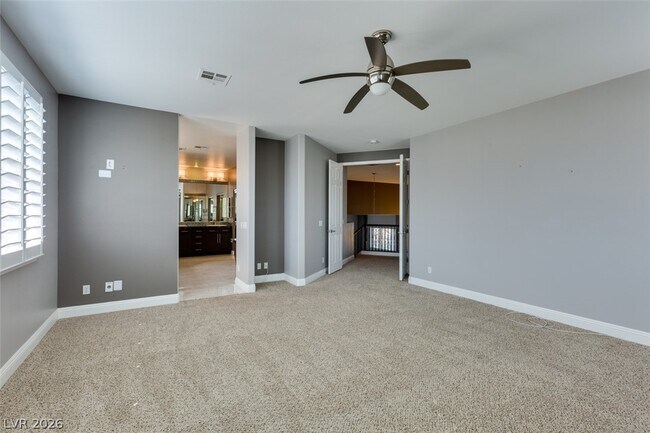 Building Photo - 152 Ultra Dr