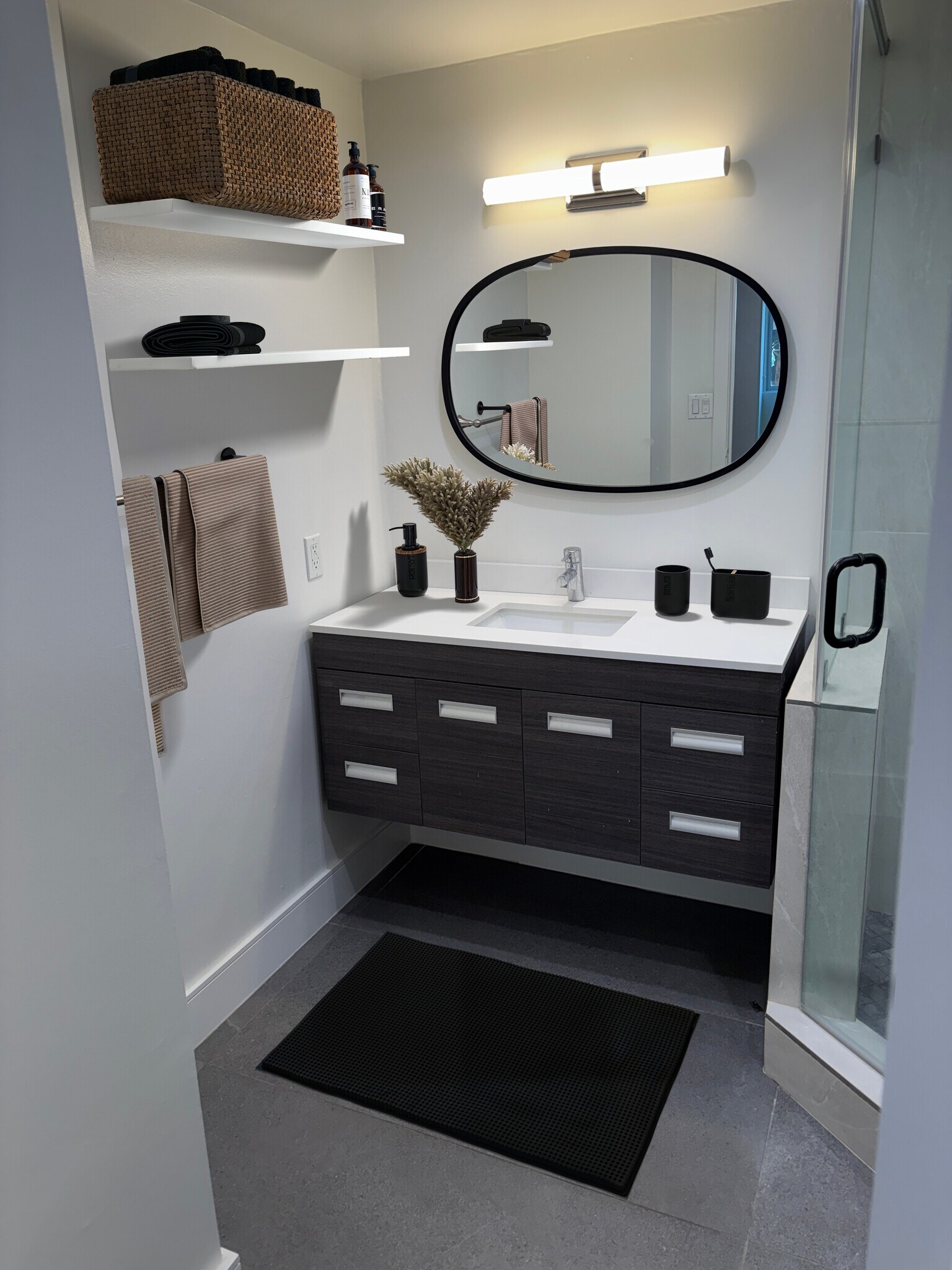 Building Photo - 1155 N La Cienega Blvd