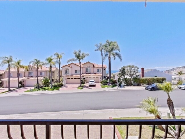 Building Photo - 33672 Chula Vista Ave