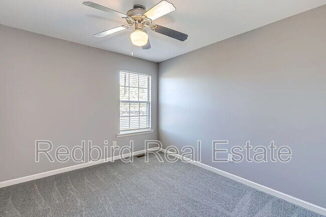 Building Photo - 1057 Meandering Way