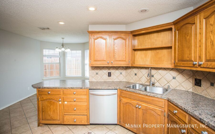 Building Photo - 6024 74th St