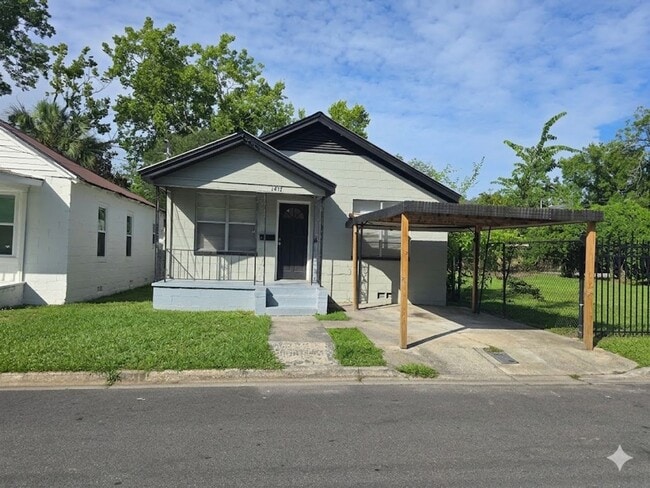 Building Photo - 1417 Church St