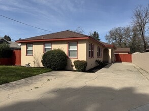 Building Photo - 221 Walden St