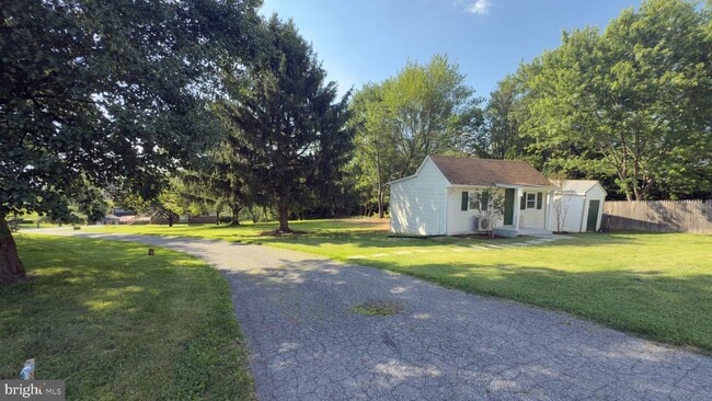 Primary Photo - 22310 Clarksburg Rd
