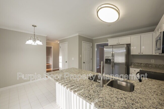 Building Photo - 4281 Keheley Lake Dr