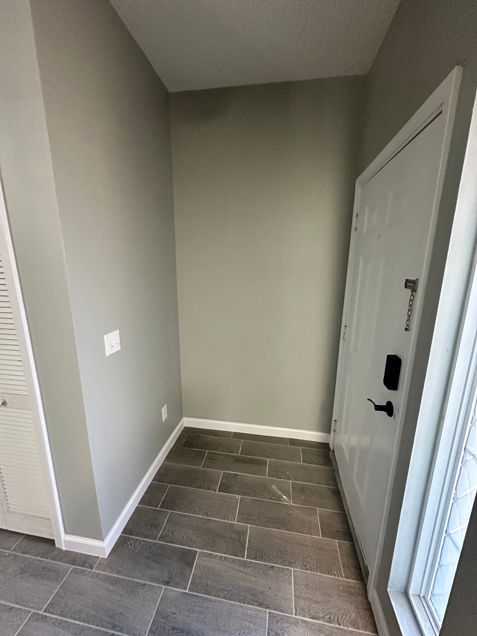 Front door area - 148 Leese Dr