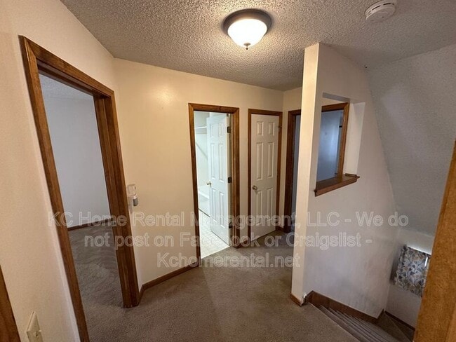 Building Photo - 766 Spring Cir