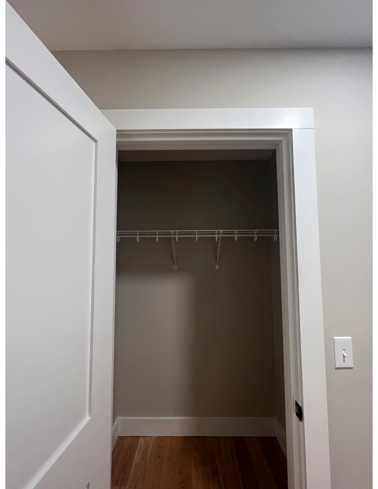 Building Photo - 180 N Winooski Ave