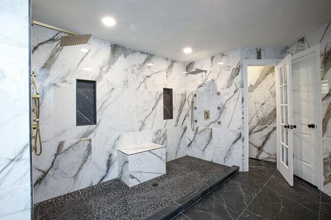 Building Photo - 1508 Mullis Rd