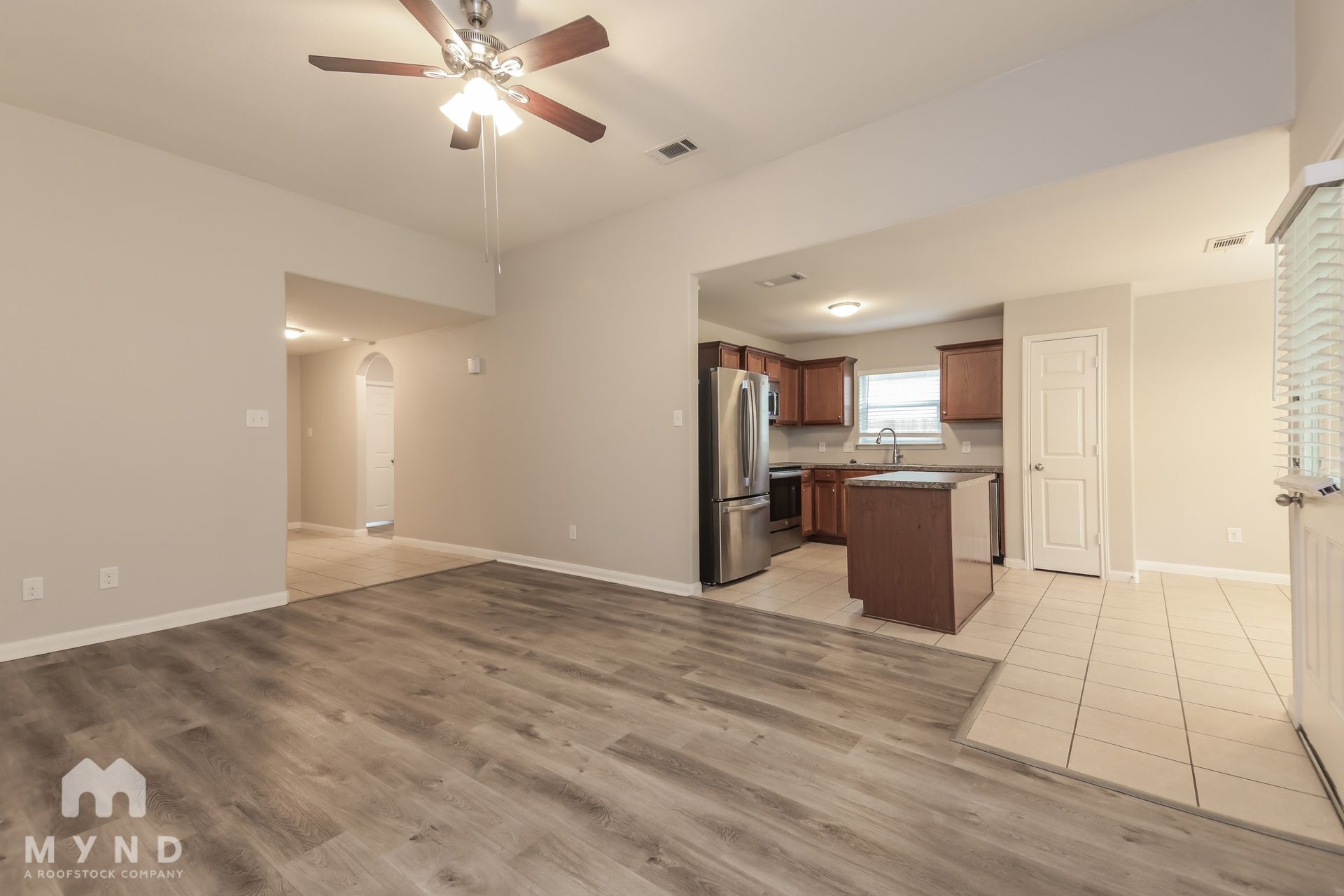 Building Photo - 1014 Cottonwood Trail