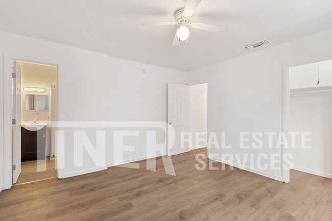 Building Photo - Vibrant 2 bedroom in the heart of Sacramen...