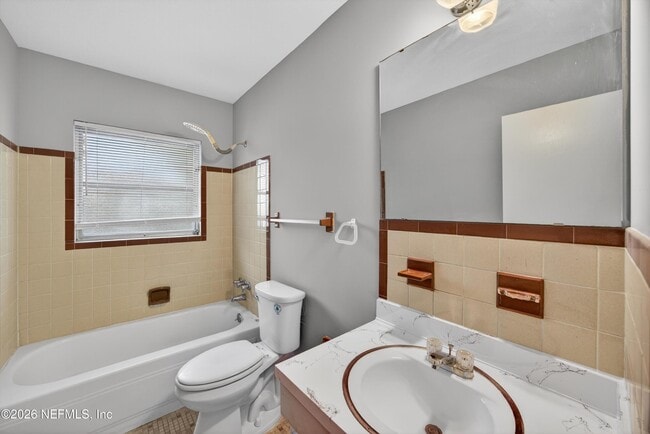 Building Photo - 8015 Jaguar Dr