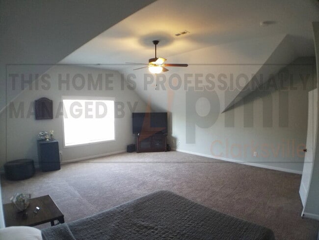 Building Photo - 717 Sleek Fox Dr