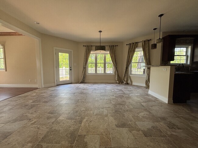 Building Photo - 116 Marco Polo Dr