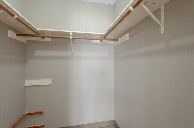 Building Photo - 1401 Ave O