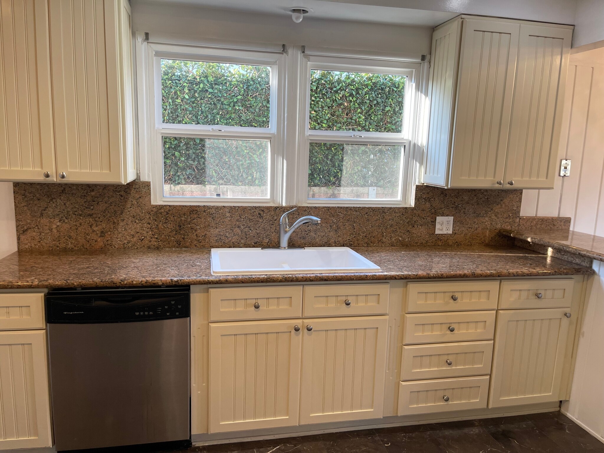 Building Photo - 3406 Wade St