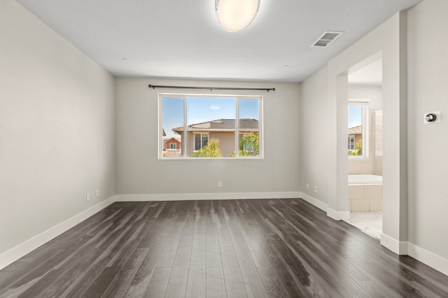 Building Photo - 4560 White Sage St