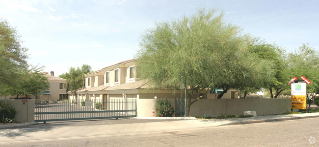 Building Photo - Legacy at Piestewa Peak