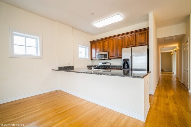 Building Photo - 755 Milwaukee Ave