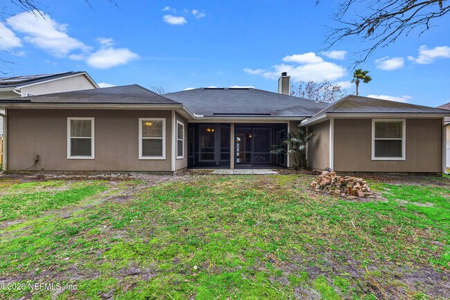 Building Photo - 593 Grand Parke Dr