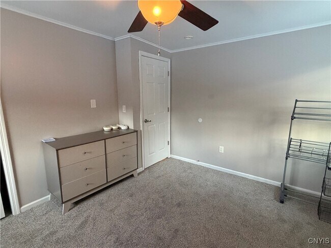 Building Photo - 7667 Charlemont Dr