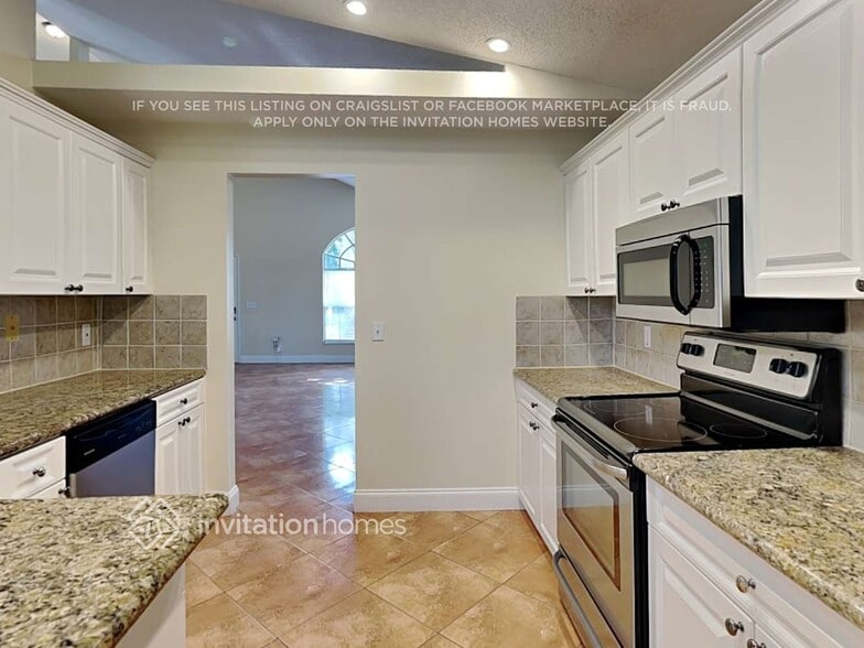 Building Photo - 114 Hammocks Ct