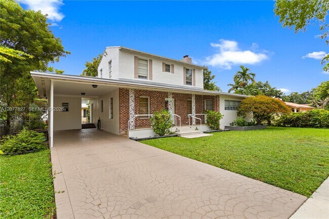 Building Photo - 72 Palmetto Dr